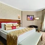 Hotel Ramada By Wyndham