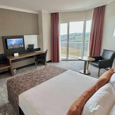 Ramada By Wyndham 5*