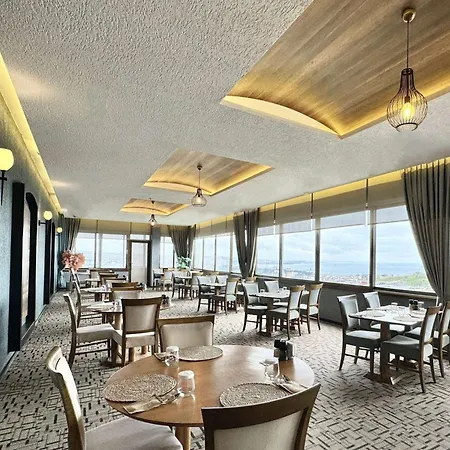 Ramada By Wyndham Hotel 5*