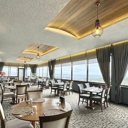 Hotel Ramada By Wyndham 5*