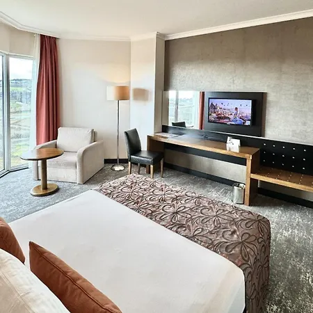 Ramada By Wyndham 5* Tekirdag