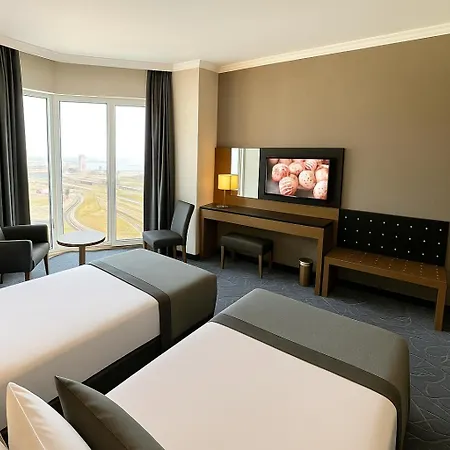 Ramada By Wyndham 5*