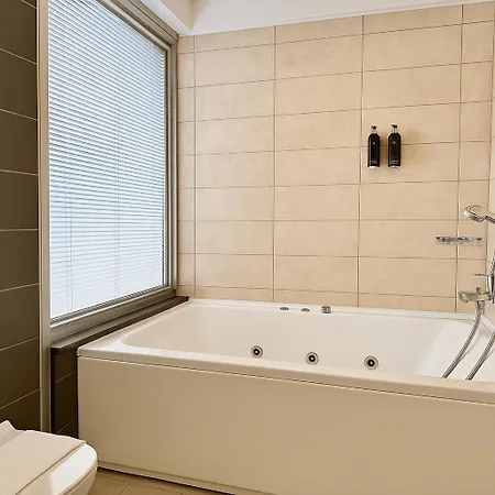 Ramada By Wyndham 5*