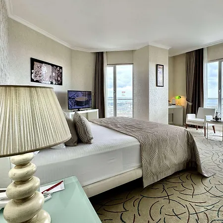 Ramada By Wyndham 5* Tekirdag