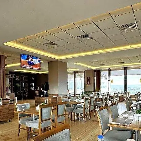 Ramada By Wyndham 5*
