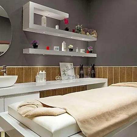 Ramada By Wyndham Hotel 5*