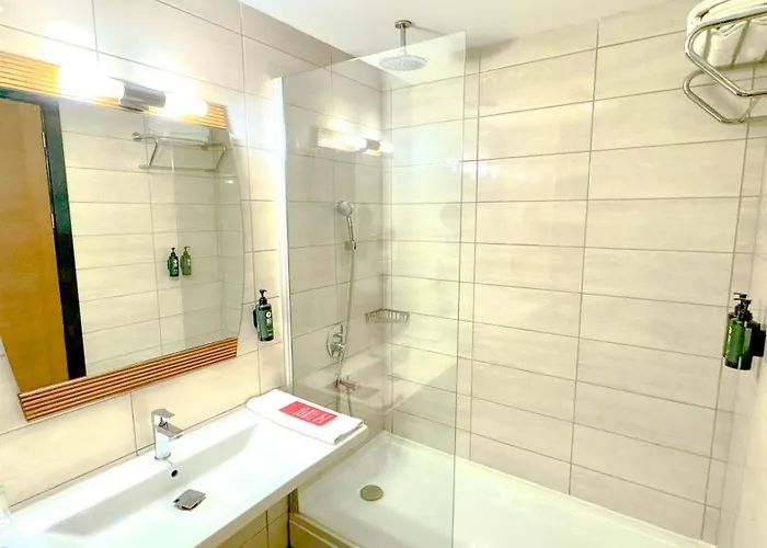 Ramada By Wyndham 5*