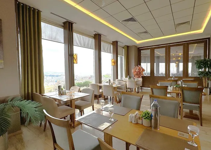 Hotel Ramada By Wyndham 5*