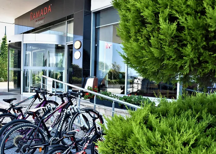 Ramada By Wyndham Hotel 5*