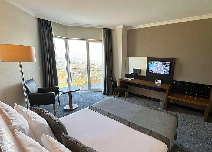 Ramada By Wyndham Hotel