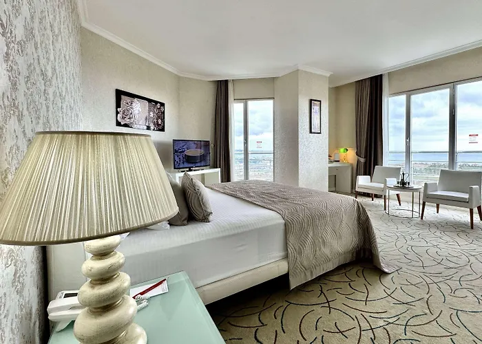 Ramada By Wyndham 5* Tekirdağ